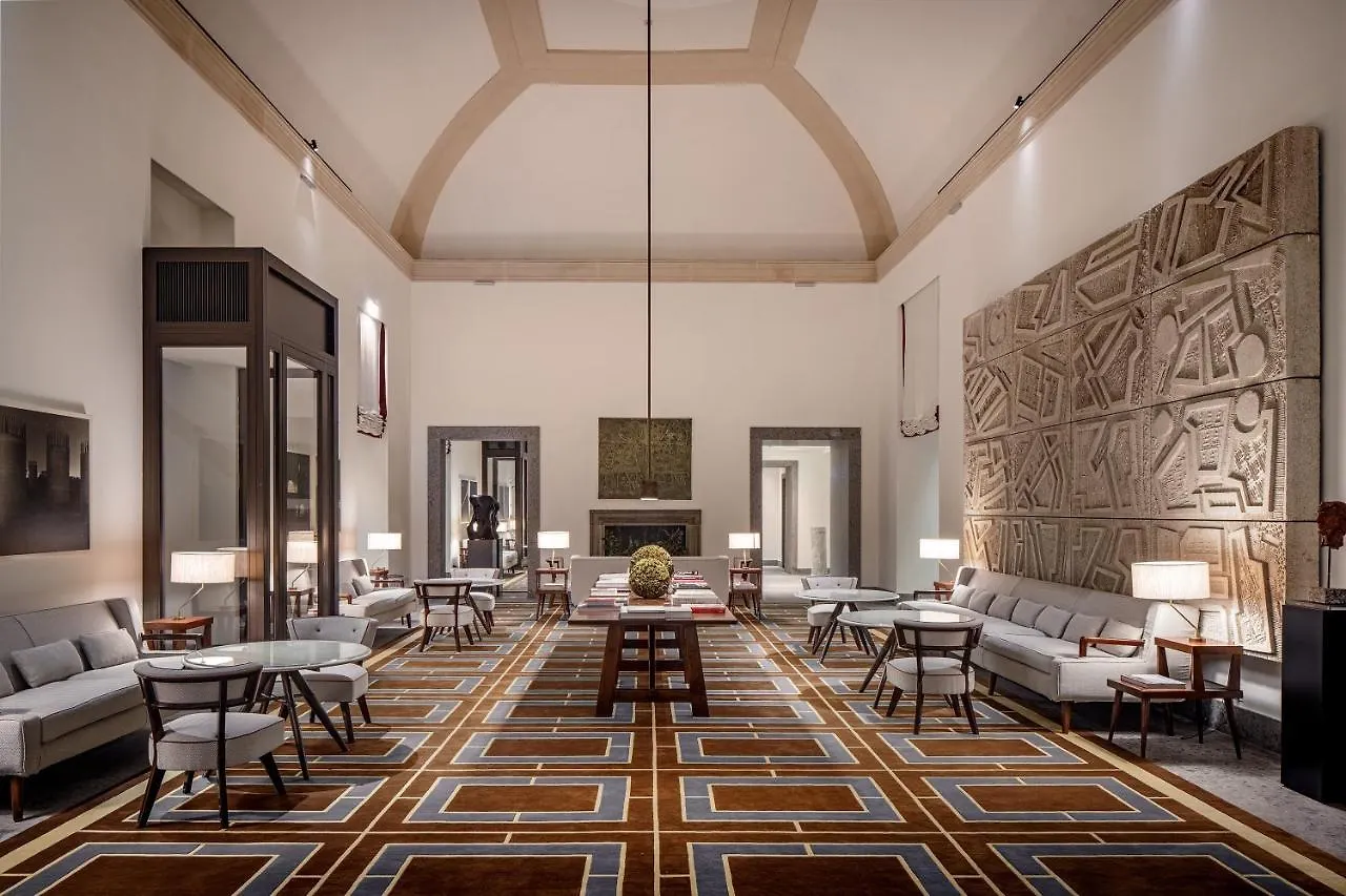 Hotel Portrait Milano - Lungarno Collection