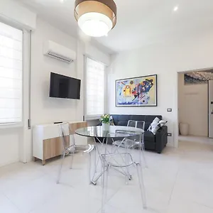 https://primopiano-washington-flats.it-lombardy.com