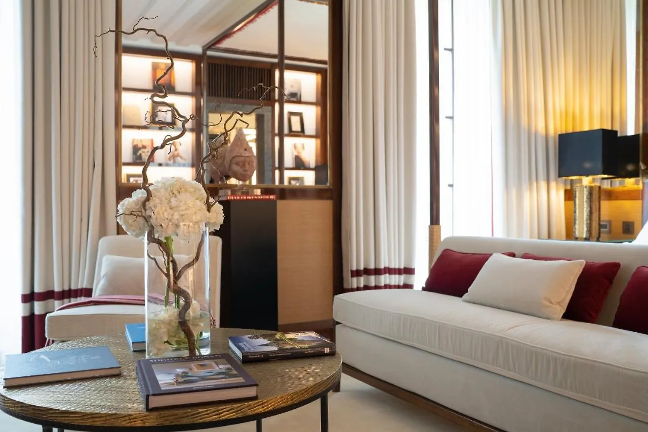 Hotel Portrait Milano - Lungarno Collection 5*, Mailand